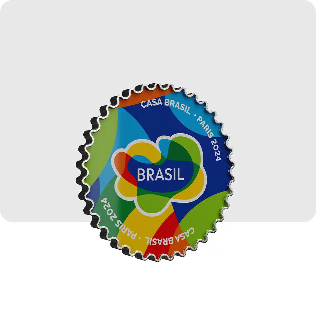 Pin's personnalisé avec une forme personnalisé accompagné de couleur vive. Avec en son centre le mot "Brasil".